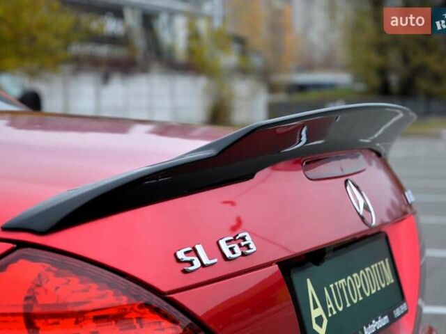 Серый Мерседес СЛ-Класс, объемом двигателя 3.7 л и пробегом 87 тыс. км за 24500 $, фото 18 на Automoto.ua