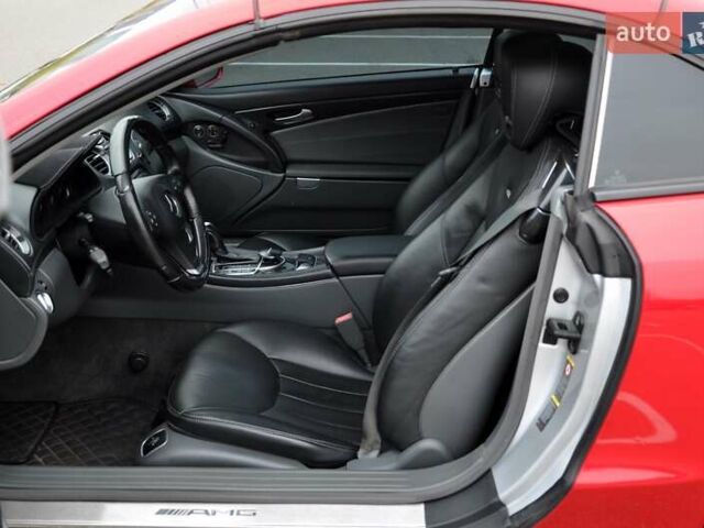 Серый Мерседес СЛ-Класс, объемом двигателя 3.7 л и пробегом 87 тыс. км за 24500 $, фото 25 на Automoto.ua