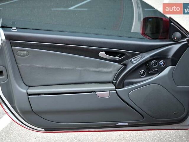 Серый Мерседес СЛ-Класс, объемом двигателя 3.7 л и пробегом 87 тыс. км за 24500 $, фото 21 на Automoto.ua