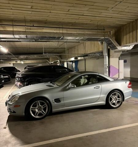 Сірий Мерседес СЛ-Клас, об'ємом двигуна 5.46 л та пробігом 161 тис. км за 28000 $, фото 4 на Automoto.ua