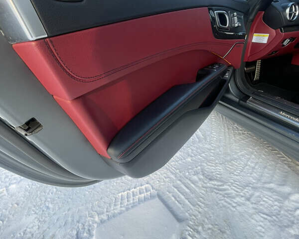 Сірий Мерседес СЛ-Клас, об'ємом двигуна 4.66 л та пробігом 52 тис. км за 49000 $, фото 17 на Automoto.ua