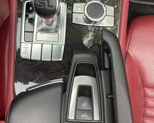 Мерседес СЛ-Класс 2013 в Харькове на Automoto.ua Серый Мерседес СЛ-Класс, объемом двигателя 4.66 л и пробегом 52 тыс. км за 52000 $, фото 37 на Automoto.ua