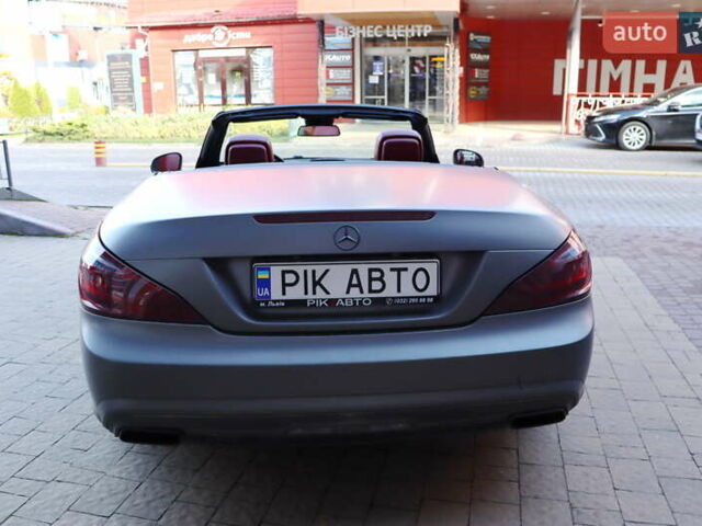 Сірий Мерседес СЛ-Клас, об'ємом двигуна 3 л та пробігом 150 тис. км за 43900 $, фото 35 на Automoto.ua