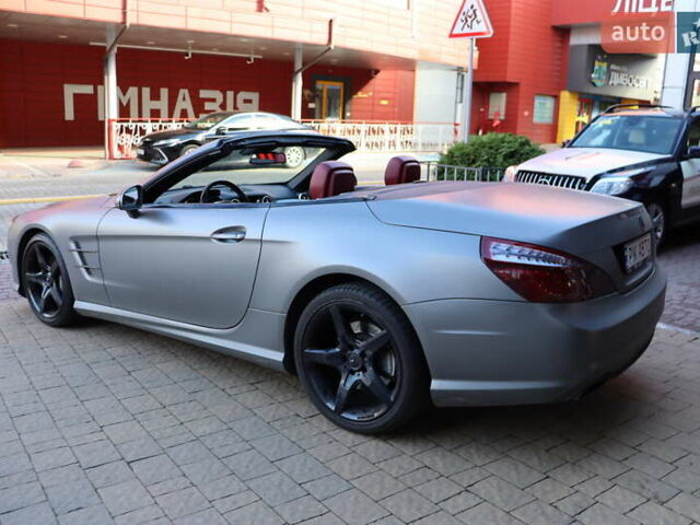 Сірий Мерседес СЛ-Клас, об'ємом двигуна 3 л та пробігом 150 тис. км за 43900 $, фото 40 на Automoto.ua