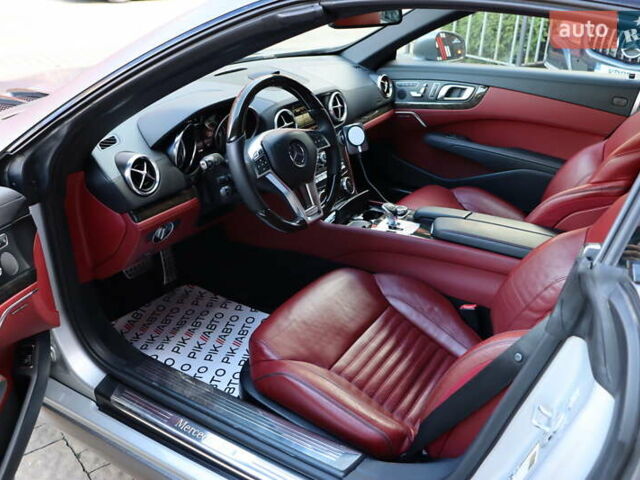 Сірий Мерседес СЛ-Клас, об'ємом двигуна 3 л та пробігом 150 тис. км за 43900 $, фото 11 на Automoto.ua