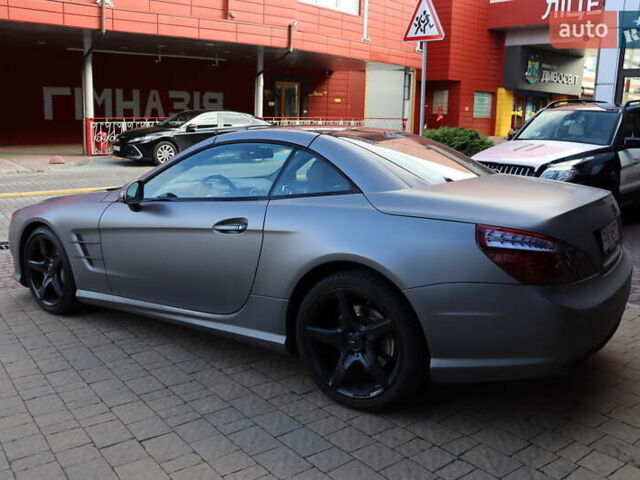 Сірий Мерседес СЛ-Клас, об'ємом двигуна 3 л та пробігом 150 тис. км за 43900 $, фото 6 на Automoto.ua