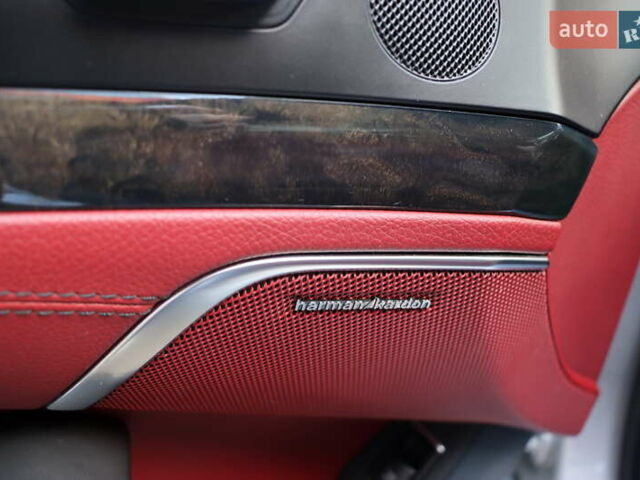 Сірий Мерседес СЛ-Клас, об'ємом двигуна 3 л та пробігом 150 тис. км за 43900 $, фото 10 на Automoto.ua