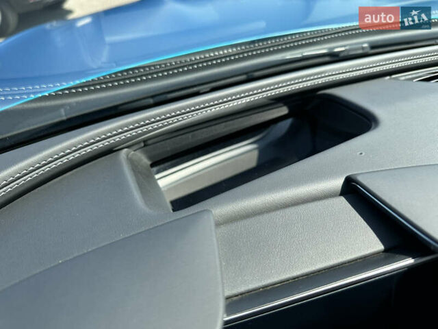 Синій Мерседес СЛ-Клас, об'ємом двигуна 3.98 л та пробігом 9 тис. км за 159999 $, фото 36 на Automoto.ua