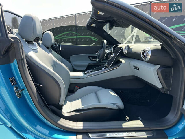 Синій Мерседес СЛ-Клас, об'ємом двигуна 3.98 л та пробігом 9 тис. км за 159999 $, фото 19 на Automoto.ua