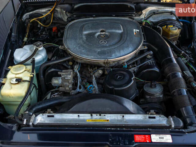 Синий Мерседес СЛ-Класс, объемом двигателя 5.55 л и пробегом 98 тыс. км за 52000 $, фото 7 на Automoto.ua