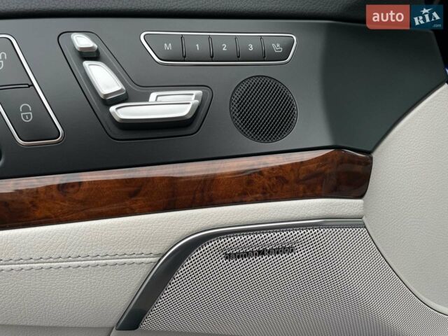 Синій Мерседес СЛ-Клас, об'ємом двигуна 3 л та пробігом 28 тис. км за 64900 $, фото 40 на Automoto.ua