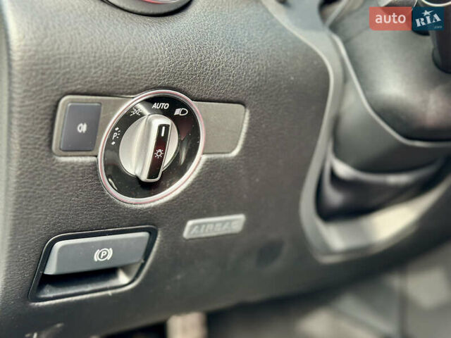 Білий Мерседес СЛЦ-Класс, об'ємом двигуна 1.99 л та пробігом 83 тис. км за 19900 $, фото 19 на Automoto.ua