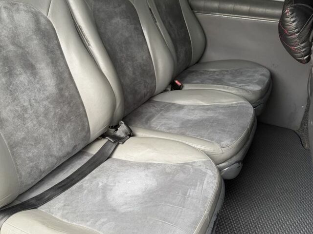 Білий Мерседес СЛЦ-Класс, об'ємом двигуна 2.1 л та пробігом 409 тис. км за 10500 $, фото 9 на Automoto.ua