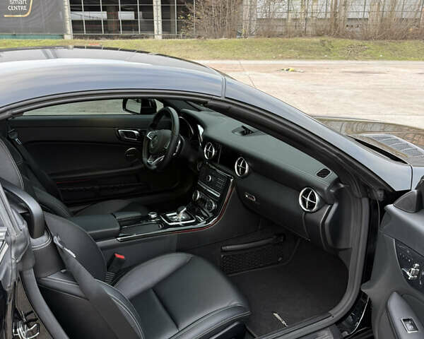 Черный Мерседес СЛЦ-Класс, объемом двигателя 1.99 л и пробегом 25 тыс. км за 23900 $, фото 21 на Automoto.ua