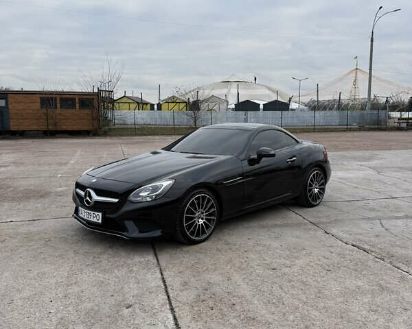 Черный Мерседес СЛЦ-Класс, объемом двигателя 1.99 л и пробегом 25 тыс. км за 23900 $, фото 1 на Automoto.ua