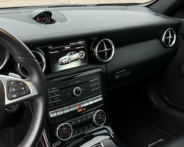 Черный Мерседес СЛЦ-Класс, объемом двигателя 1.99 л и пробегом 25 тыс. км за 23900 $, фото 59 на Automoto.ua