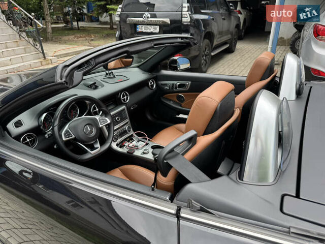 Черный Мерседес СЛЦ-Класс, объемом двигателя 3 л и пробегом 29 тыс. км за 40000 $, фото 12 на Automoto.ua