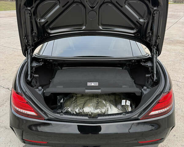 Черный Мерседес СЛЦ-Класс, объемом двигателя 1.99 л и пробегом 25 тыс. км за 23900 $, фото 44 на Automoto.ua