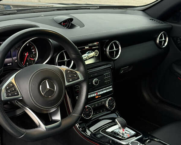 Черный Мерседес СЛЦ-Класс, объемом двигателя 1.99 л и пробегом 25 тыс. км за 23900 $, фото 57 на Automoto.ua