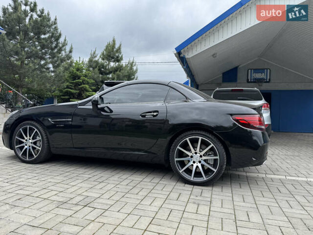 Черный Мерседес СЛЦ-Класс, объемом двигателя 3 л и пробегом 29 тыс. км за 40000 $, фото 3 на Automoto.ua