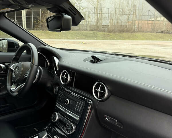 Черный Мерседес СЛЦ-Класс, объемом двигателя 1.99 л и пробегом 25 тыс. км за 23900 $, фото 23 на Automoto.ua