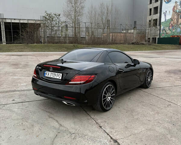 Черный Мерседес СЛЦ-Класс, объемом двигателя 1.99 л и пробегом 25 тыс. км за 23900 $, фото 9 на Automoto.ua