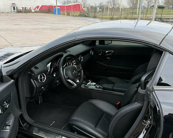 Черный Мерседес СЛЦ-Класс, объемом двигателя 1.99 л и пробегом 25 тыс. км за 23900 $, фото 62 на Automoto.ua