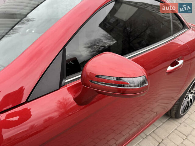 Красный Мерседес СЛЦ-Класс, объемом двигателя 3 л и пробегом 29 тыс. км за 32000 $, фото 9 на Automoto.ua