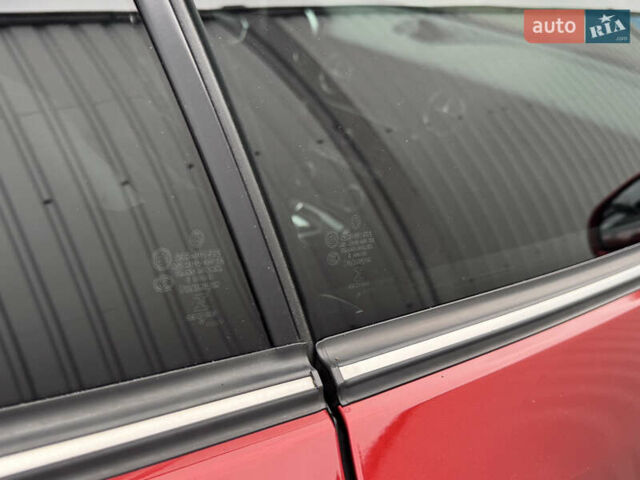 Красный Мерседес СЛЦ-Класс, объемом двигателя 3 л и пробегом 29 тыс. км за 32000 $, фото 22 на Automoto.ua