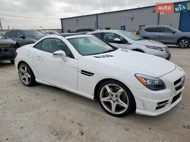 Белый Мерседес СЛК-Класс, объемом двигателя 1.8 л и пробегом 110 тыс. км за 2500 $, фото 3 на Automoto.ua