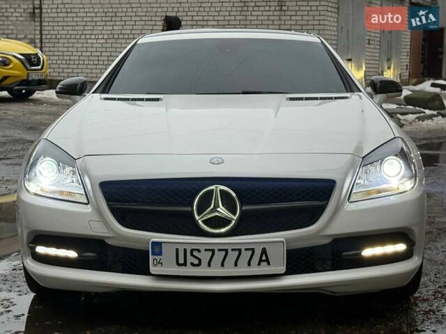 Белый Мерседес СЛК-Класс, объемом двигателя 1.99 л и пробегом 67 тыс. км за 24000 $, фото 2 на Automoto.ua