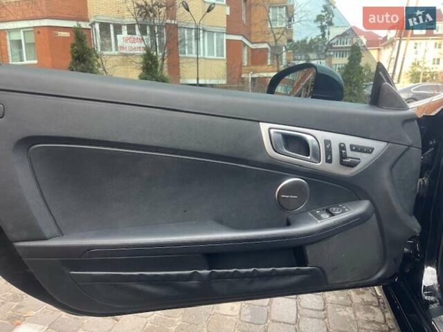 Чорний Мерседес СЛК-Клас, об'ємом двигуна 1.8 л та пробігом 179 тис. км за 17500 $, фото 8 на Automoto.ua