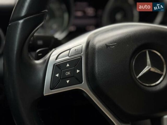 Черный Мерседес СЛК-Класс, объемом двигателя 1.8 л и пробегом 240 тыс. км за 12999 $, фото 30 на Automoto.ua