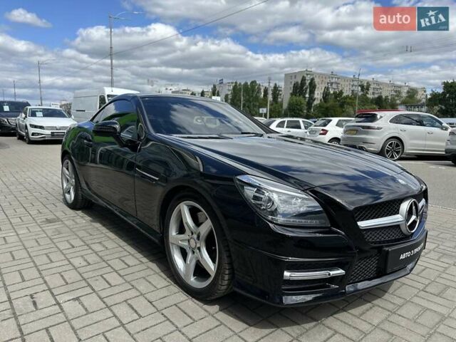 Черный Мерседес СЛК-Класс, объемом двигателя 3.5 л и пробегом 96 тыс. км за 16490 $, фото 4 на Automoto.ua