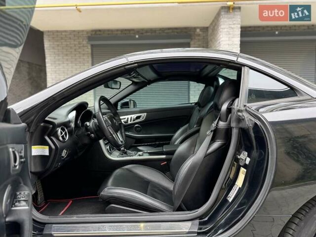 Черный Мерседес СЛК-Класс, объемом двигателя 1.8 л и пробегом 240 тыс. км за 12999 $, фото 24 на Automoto.ua