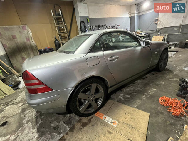 Мерседес СЛК-Класс, объемом двигателя 2.3 л и пробегом 330 тыс. км за 3600 $, фото 13 на Automoto.ua