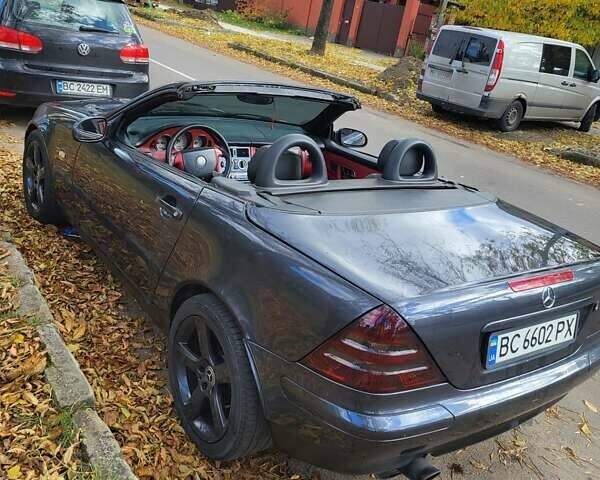 Серый Мерседес СЛК-Класс, объемом двигателя 2 л и пробегом 260 тыс. км за 6000 $, фото 3 на Automoto.ua