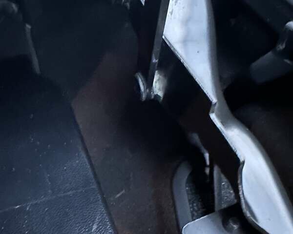 Мерседес СЛК-Клас 2005 у Києві на Automoto.ua Сірий Мерседес СЛК-Клас, об'ємом двигуна 1.8 л та пробігом 98 тис. км за 12700 $, фото 16 на Automoto.ua