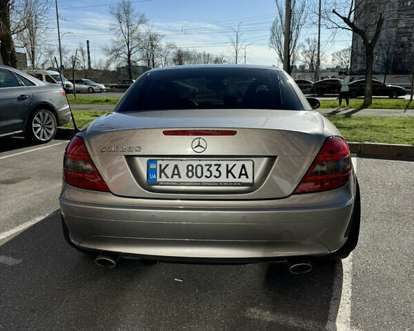 Сірий Мерседес СЛК-Клас, об'ємом двигуна 3 л та пробігом 80 тис. км за 10000 $, фото 11 на Automoto.ua
