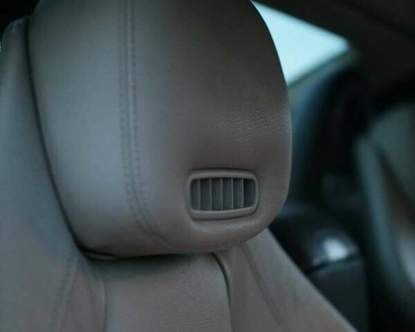 Серый Мерседес СЛК-Класс, объемом двигателя 3 л и пробегом 170 тыс. км за 10500 $, фото 18 на Automoto.ua