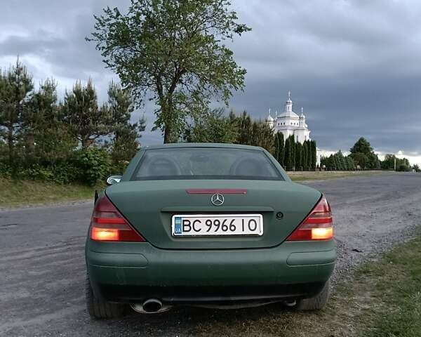 Зеленый Мерседес СЛК-Класс, объемом двигателя 2.3 л и пробегом 230 тыс. км за 4200 $, фото 4 на Automoto.ua