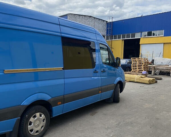 Синій Мерседес Sprinter 215 груз.-пасс., об'ємом двигуна 2.2 л та пробігом 287 тис. км за 11500 $, фото 13 на Automoto.ua