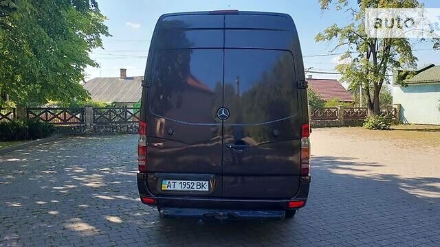 Коричневый Мерседес Sprinter 313 груз.-пасс., объемом двигателя 2.2 л и пробегом 400 тыс. км за 14850 $, фото 8 на Automoto.ua