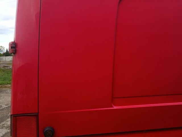 Красный Мерседес Спринтер 313, объемом двигателя 2.1 л и пробегом 183 тыс. км за 12900 $, фото 1 на Automoto.ua