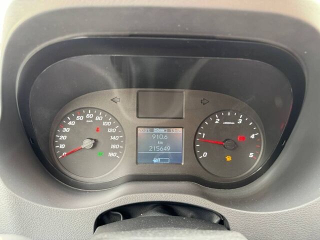 Белый Мерседес Спринтер 314 пасс., объемом двигателя 2.2 л и пробегом 215 тыс. км за 36490 $, фото 11 на Automoto.ua