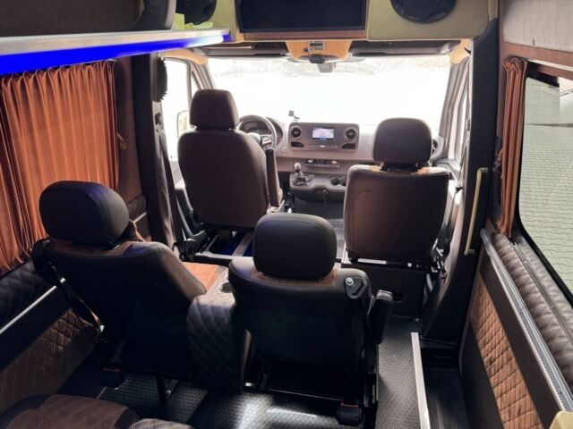 Белый Мерседес Спринтер 314 пасс., объемом двигателя 2.2 л и пробегом 215 тыс. км за 36490 $, фото 20 на Automoto.ua