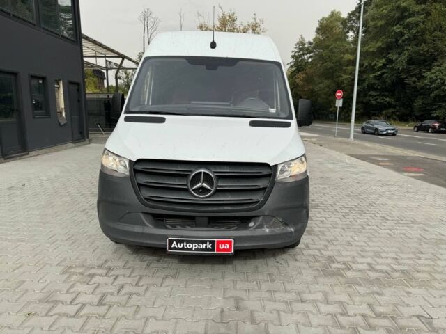Белый Мерседес Спринтер 314 пасс., объемом двигателя 2.2 л и пробегом 215 тыс. км за 36490 $, фото 1 на Automoto.ua