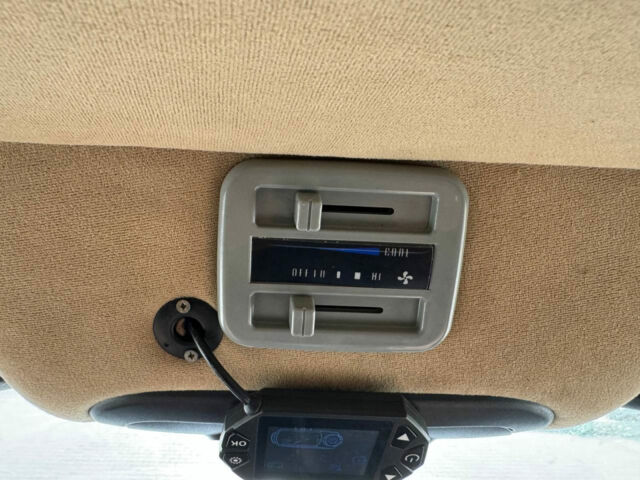 Белый Мерседес Спринтер 314 пасс., объемом двигателя 2.2 л и пробегом 215 тыс. км за 36490 $, фото 15 на Automoto.ua