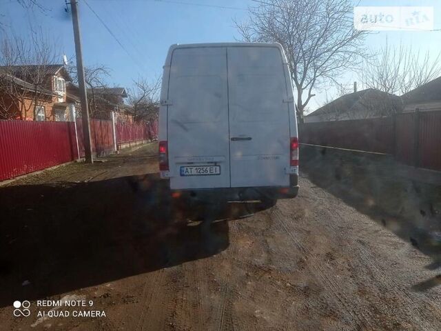 Белый Мерседес Sprinter 316 груз.-пасс., объемом двигателя 2.7 л и пробегом 370 тыс. км за 11000 $, фото 11 на Automoto.ua