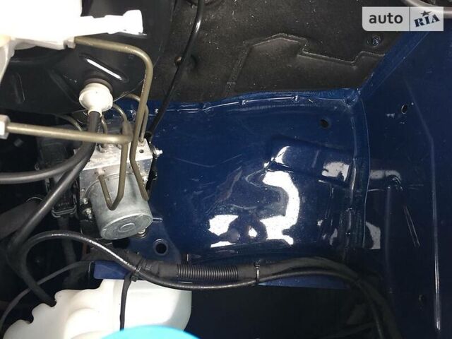 Синий Мерседес Спринтер 316 пасс., объемом двигателя 2.1 л и пробегом 168 тыс. км за 25000 $, фото 16 на Automoto.ua
